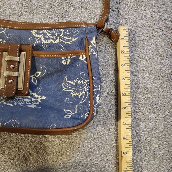 Chaps Ralph Lauren Denim & Floral Crossbody Handbag - Picture 8 of 9